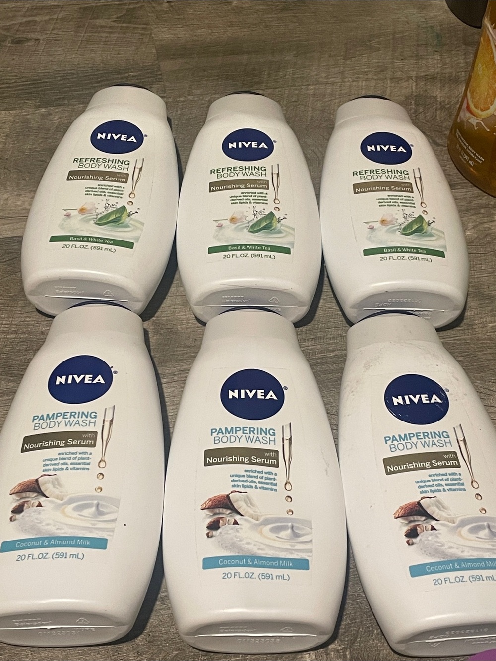 NIVEA Pampering & Refreshing Body Wash Duo – White Bottles